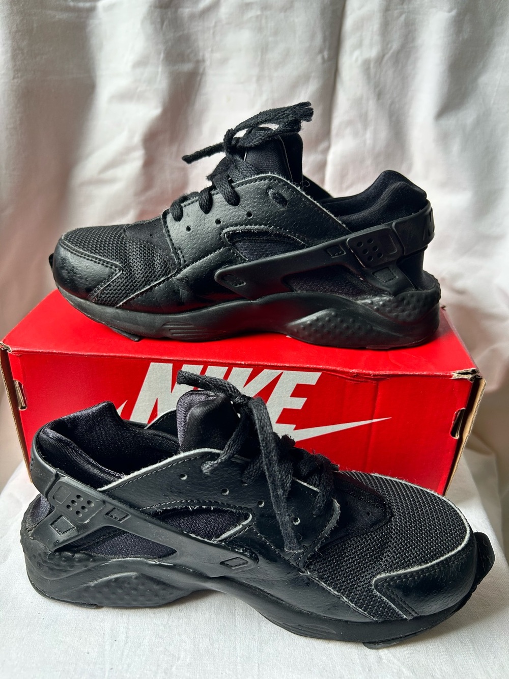 Nike Huarache Run Triple Black sneakers